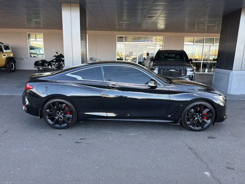 Used 2021 INFINITI Q60 Red Sport 400 AWD/4WD image 8
