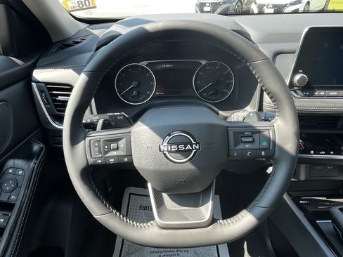 New 2026 Nissan Rogue Dark Armor AWD/4WD image 19