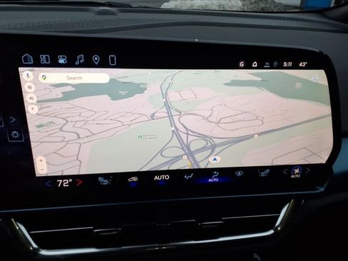 New 2026 Chevrolet Equinox EV LT image 19