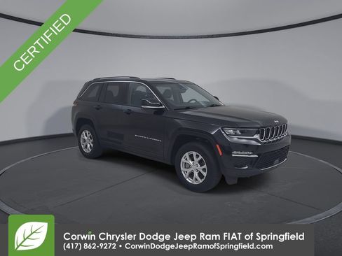 Used 2023 Jeep Grand Cherokee Limited AWD/4WD image 3