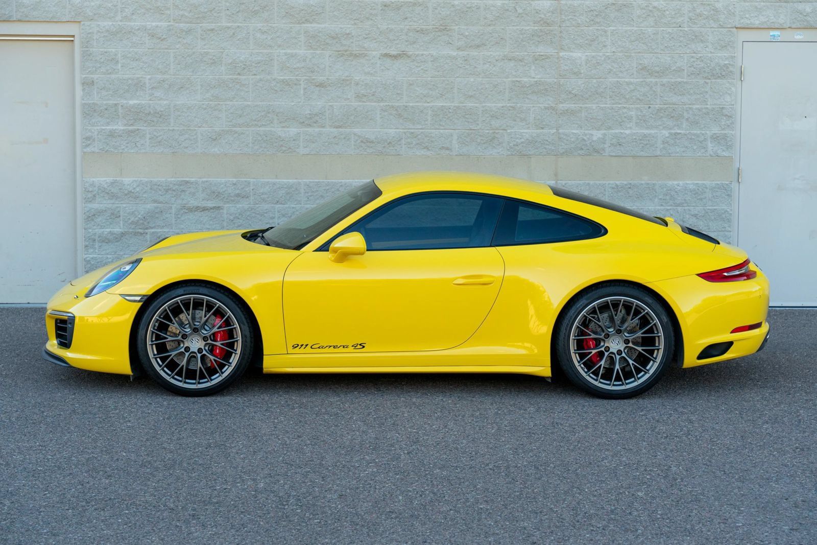 Used 2017 Porsche 911 Carrera 4S AWD/4WD image 26