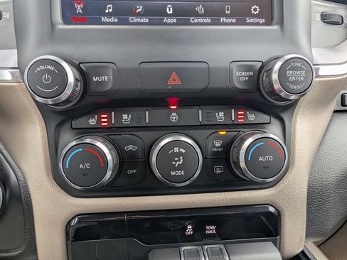 Used 2021 RAM 1500 Laramie image 29