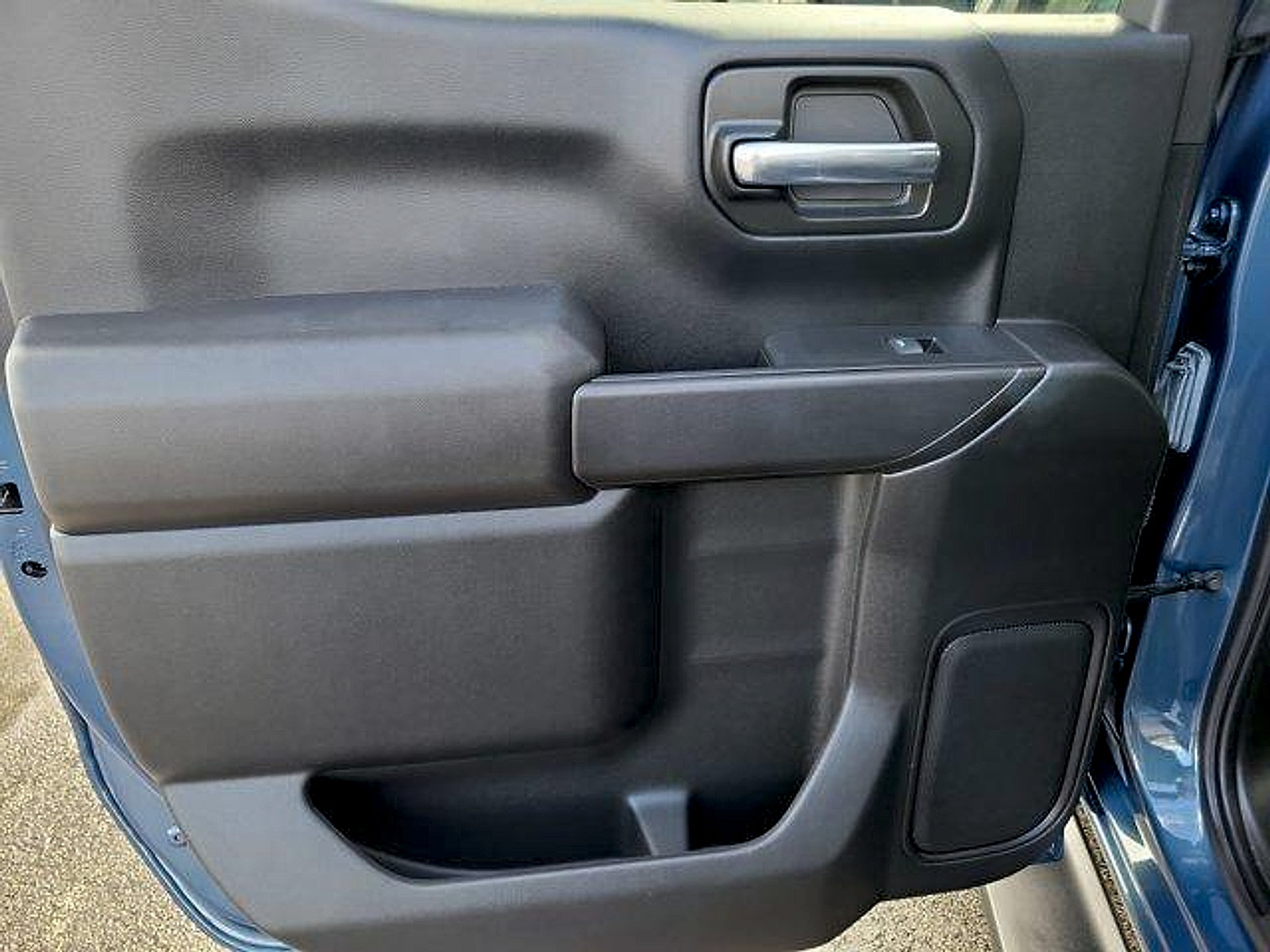 Used 2024 Chevrolet Silverado 1500 Custom RWD image 20