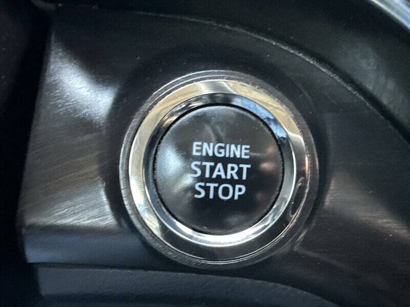 Used 2016 Toyota Avalon Limited w/ Toyota Safety Sense Package FWD image 33
