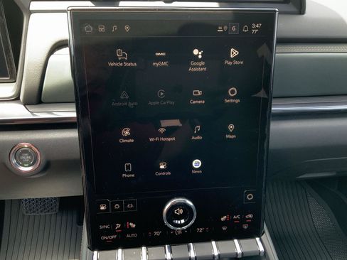 New 2026 GMC Terrain AT4 w/ LPO, Floor Liner Package AWD/4WD image 35