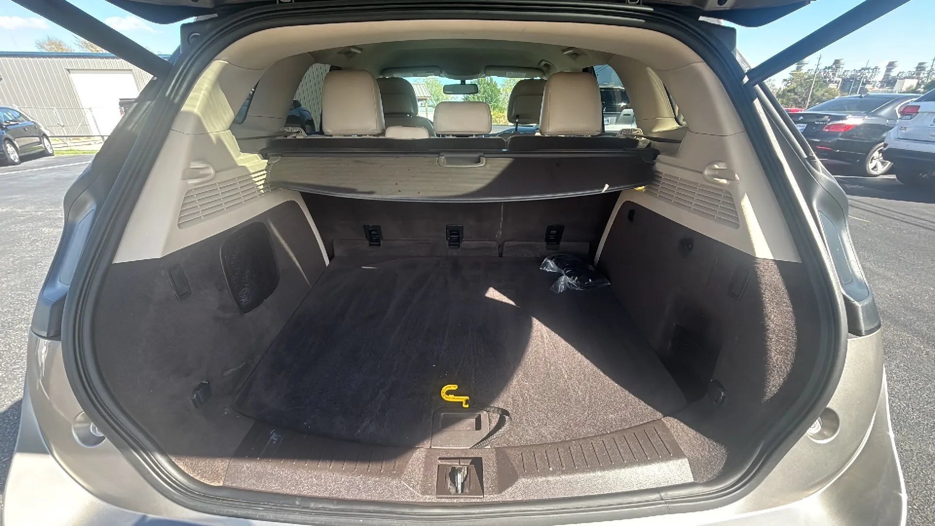 Used 2017 Lincoln MKC Select w/ Select Plus Package FWD image 9