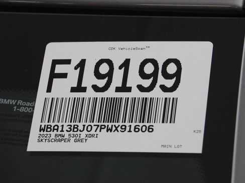 Certified 2023 BMW 530i xDrive w/ Premium Package image 27