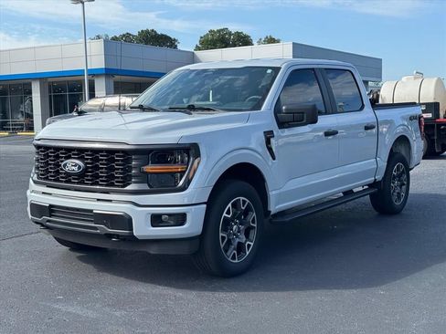 Used 2025 Ford F150 STX w/ Equipment Group 200A AWD/4WD image 7