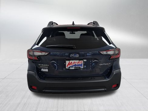 Used 2025 Subaru Outback Premium image 19