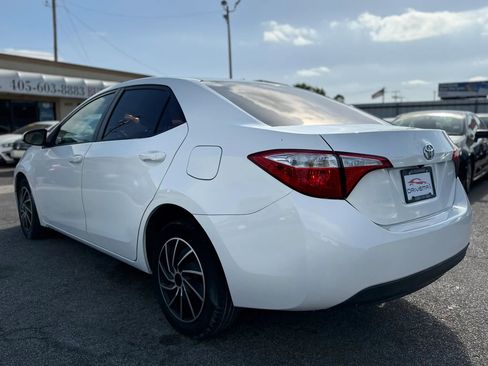 Used 2016 Toyota Corolla LE FWD image 6