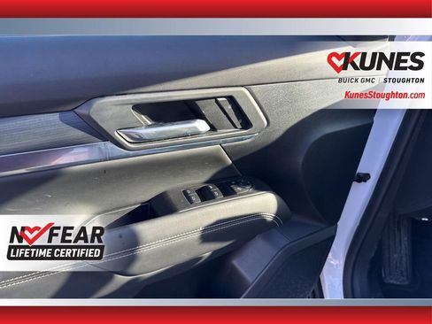 Used 2025 GMC Terrain Elevation image 20