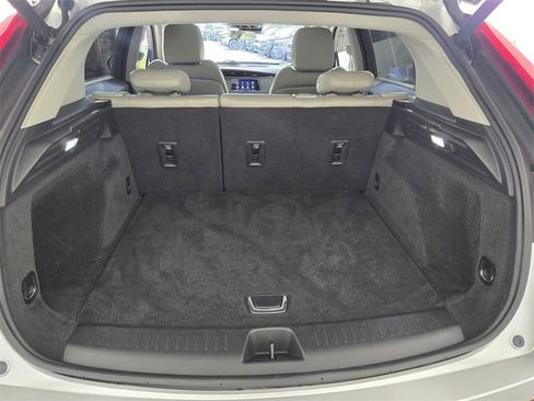 Used 2021 Cadillac XT4 Luxury image 13