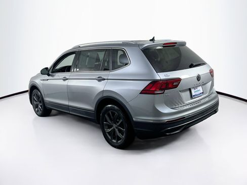 Used 2022 Volkswagen Tiguan SE image 7