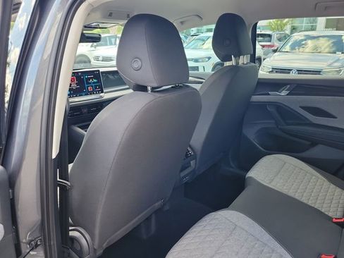 Certified 2025 Volkswagen Tiguan S FWD image 8
