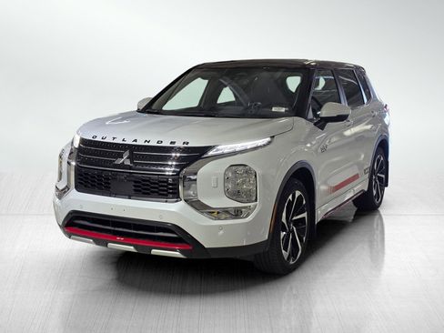 Used 2024 Mitsubishi Outlander Ralliart image 3