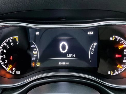 Used 2022 Jeep Grand Cherokee Laredo X image 23