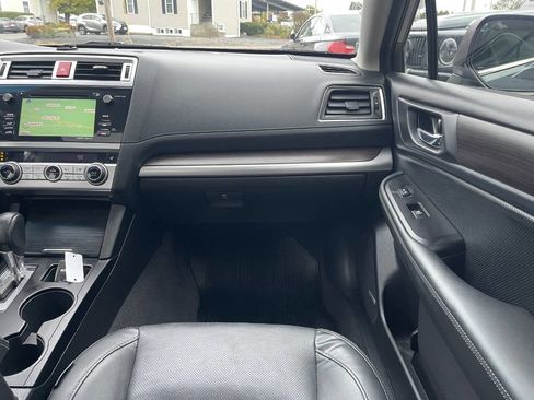 Used 2015 Subaru Legacy 2.5i Limited image 31