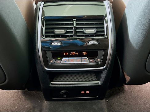 New 2026 BMW X5 M60i w/ Executive Package image 28