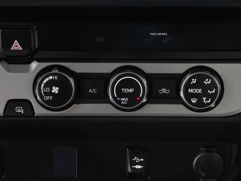 Used 2019 Toyota Tacoma SR5 image 35