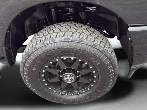 Used 2023 RAM 2500 Big Horn w/ Level 1 Equipment Group AWD/4WD image 33