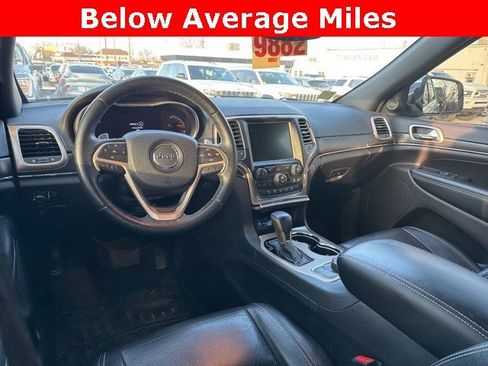 Used 2017 Jeep Grand Cherokee Limited image 7