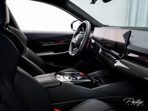 Used 2026 BMW M5 w/ Carbon Package AWD/4WD image 46