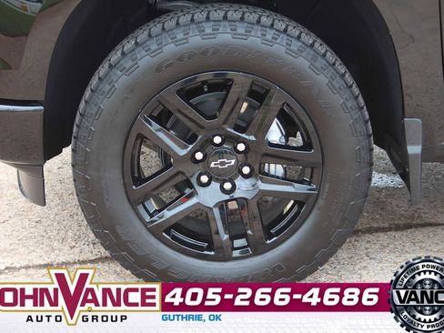 Used 2026 Chevrolet Silverado 1500 RST w/ RST Select Package AWD/4WD image 16
