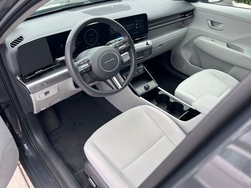 Certified 2024 Hyundai Kona SEL FWD image 17
