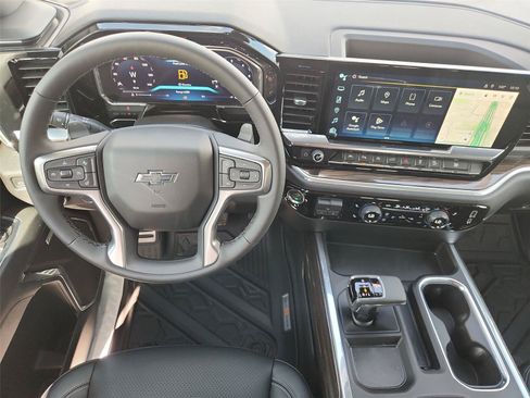 New 2026 Chevrolet Silverado 1500 RST AWD/4WD image 11
