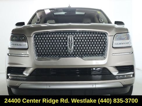 Used 2019 Lincoln Navigator Reserve AWD/4WD image 6
