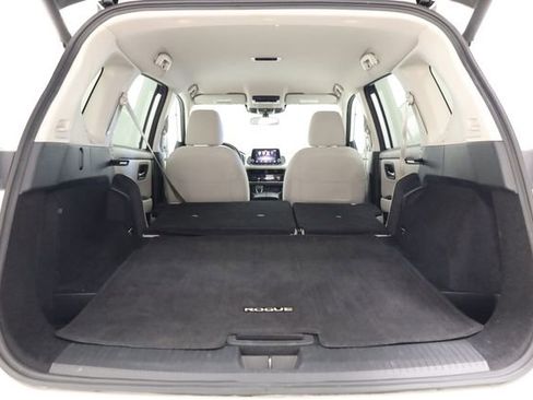 Used 2025 Nissan Rogue SV AWD/4WD image 32
