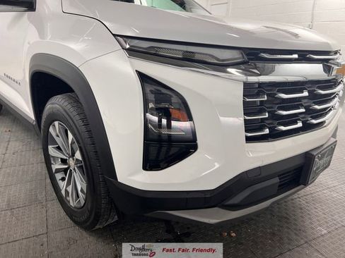 Used 2025 Chevrolet Equinox LT image 8