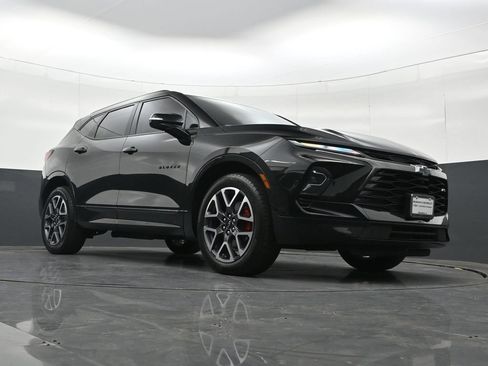 Certified 2023 Chevrolet Blazer RS w/ Driver Confidence II Package AWD/4WD image 36