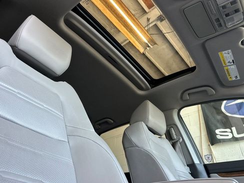 Used 2017 Honda CR-V Touring image 16