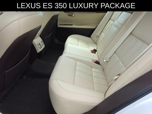 Used 2016 Lexus ES 350 w/ Luxury Package w/Wood Trim FWD image 17