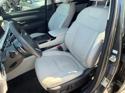 Certified 2025 Hyundai Tucson SEL image 9