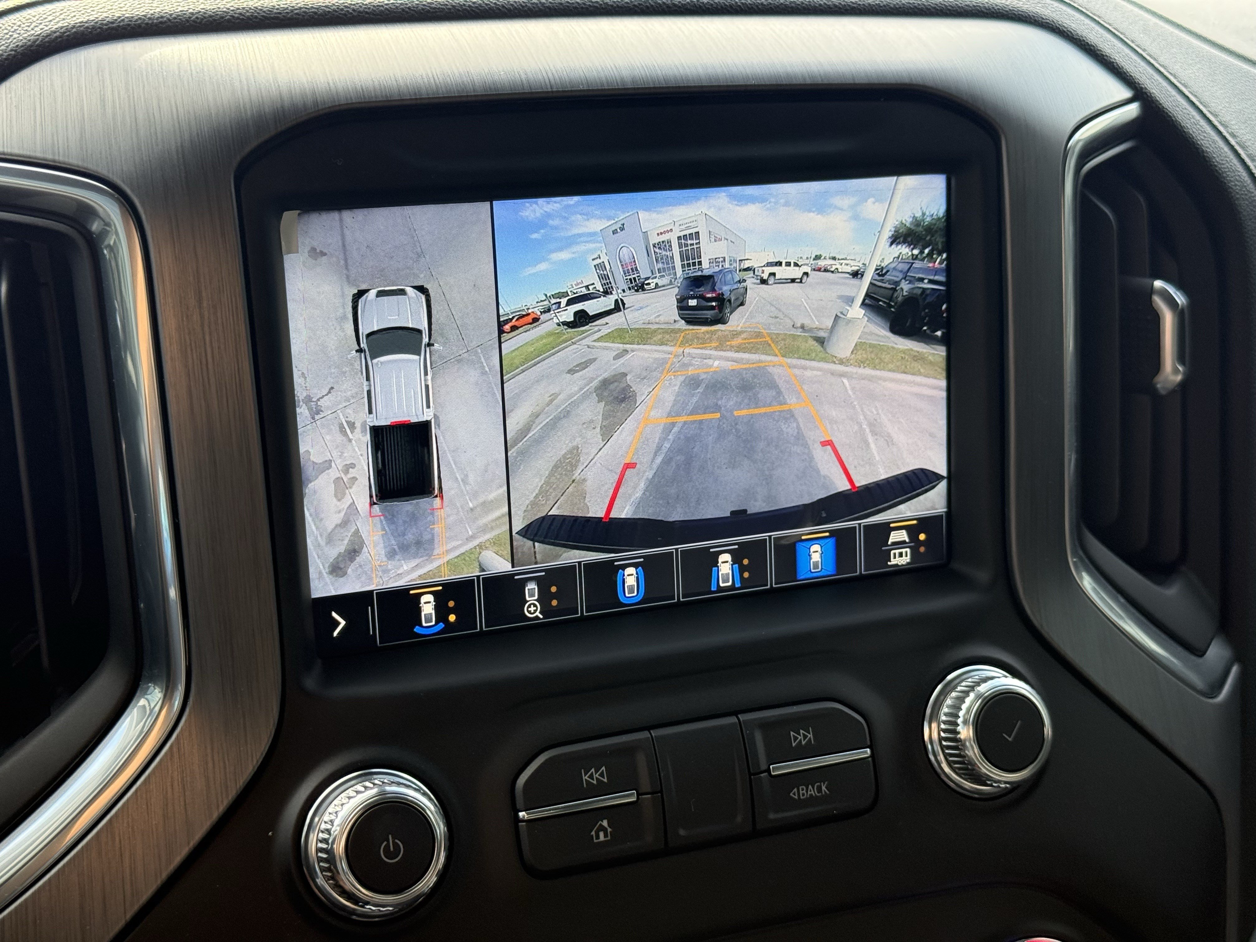 Used 2021 GMC Sierra 2500 Denali w/ Denali Black Diamond Edition AWD/4WD image 21