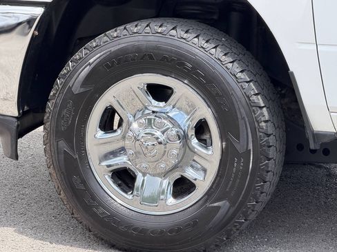Used 2022 RAM 2500 Tradesman AWD/4WD image 12