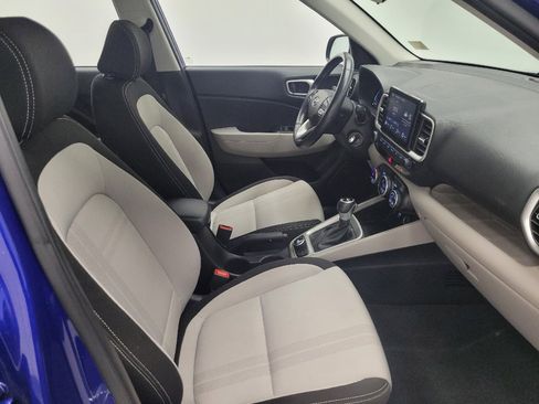 Used 2023 Hyundai Venue SEL w/ Cargo Package image 21