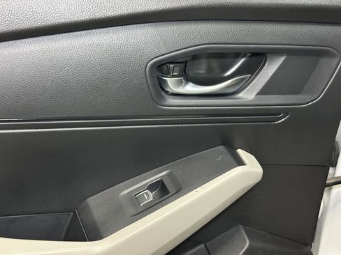 Certified 2023 Honda Accord EX image 31