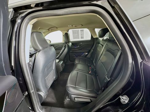 Used 2024 Lincoln Corsair Reserve image 26