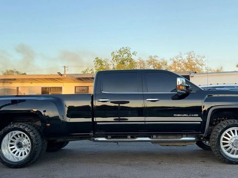 Used 2019 GMC Sierra 3500 Denali w/ Duramax Plus Package AWD/4WD image 3
