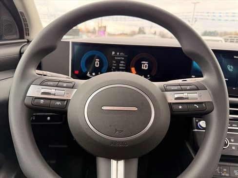 New 2026 Hyundai Tucson SE image 13