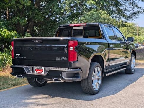 New 2026 Chevrolet Silverado 1500 High Country AWD/4WD image 2