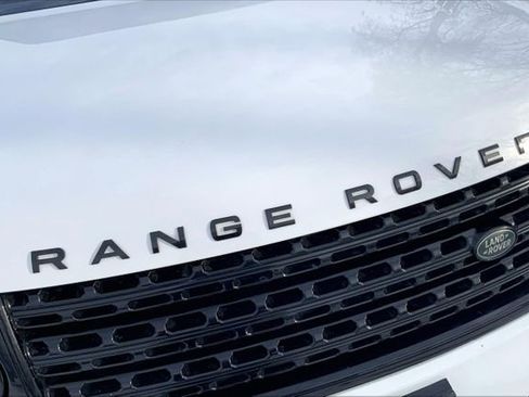 Used 2017 Land Rover Range Rover Supercharged image 5