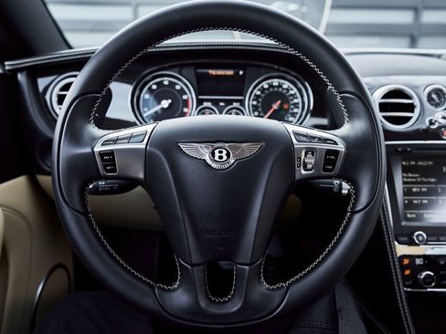 Used 2016 Bentley Continental GT image 45