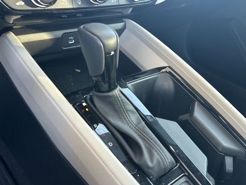 Used 2024 Honda Accord EX-L image 30