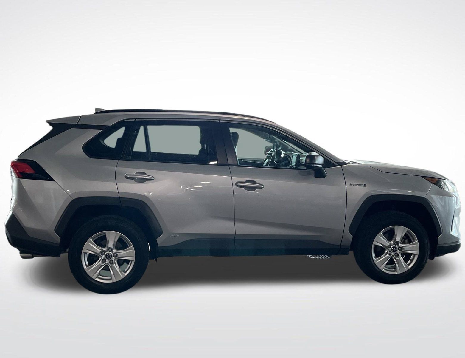 Used 2020 Toyota RAV4 LE w/ All Weather Liner Package AWD/4WD image 12