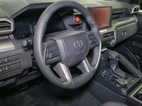 New 2026 Toyota Tacoma TRD Off-Road AWD/4WD image 17