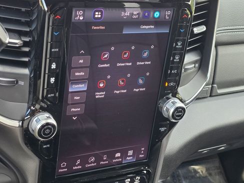 New 2026 RAM 2500 Laramie w/ Night Edition image 34